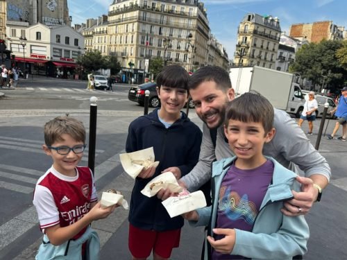 Secret Chocolate tour - Merveilleaux (a puff pastry designed to mimic women's fashionable hairstyles after the revolution
