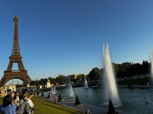Eiffel Tower Picnic